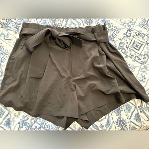 Black Athleta Skyline Short - Size 18